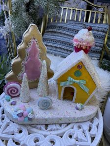 Medovníkový domček z polystyrénu/Candy house 39x19x32cm