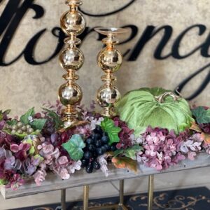 Jesenný aranžmán na tácke so svietnikom – Obrázok 3