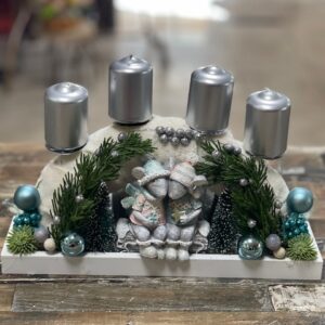 Adventný aranžmán s myšiakmi