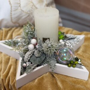 Vianočný aranžmán v tvare hviezdy 31x15cm