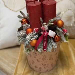 Adventný aranžmán s červenými sviečkami 19x25cm