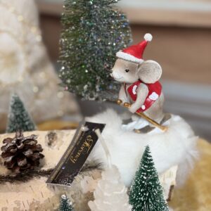 Vianočný aranžmán s myšou 30x30cm