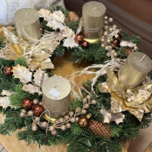 Adventný veniec zlatý 50cm – Obrázok 1