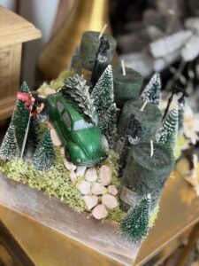 Adventný aranžmán zelený s autom 20x20x22cm