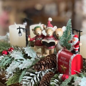 Adventný aranžmán s myškami – Obrázok 1