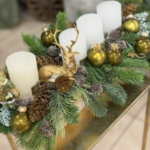 Adventný aranžmán zlato-zelený – Obrázok 2