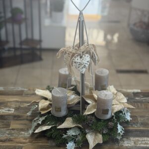 Adventný veniec na podstavci – Obrázok 3